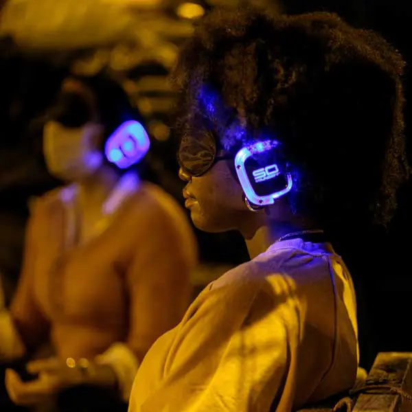 silent-disco-breathwork-3